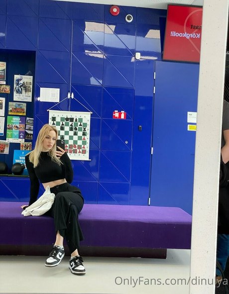 Dinulya 可愛い女優 写真