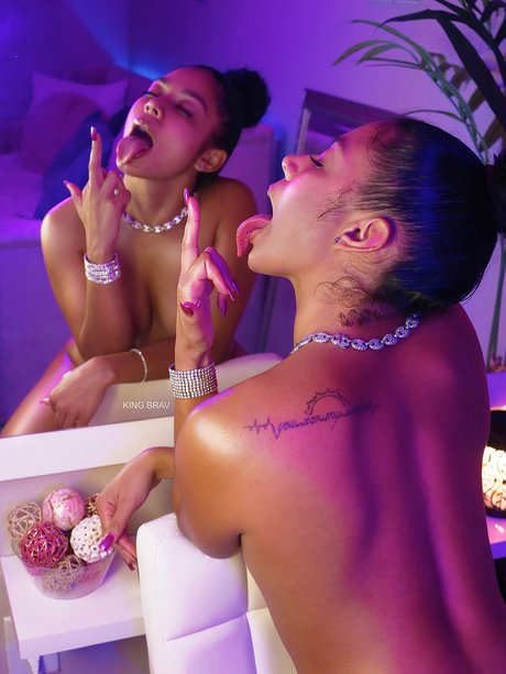 Koryanna Beavers トップモデル 写真