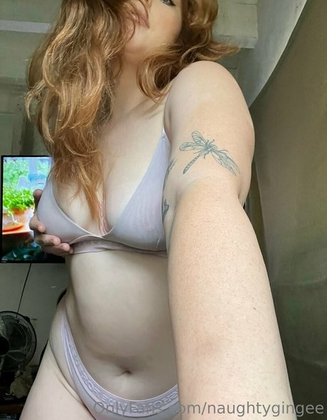 ナースオンリーファンズ セクシーヌード アーカイブ