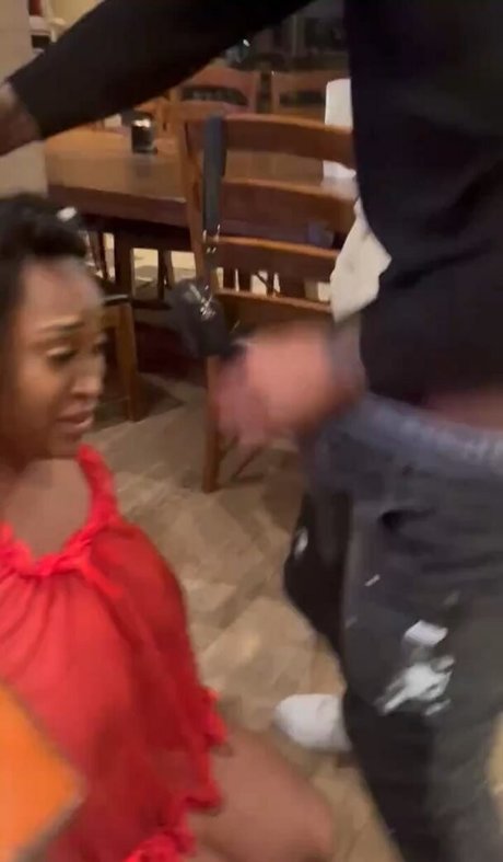 Prissy Blaire スター 裸 写真