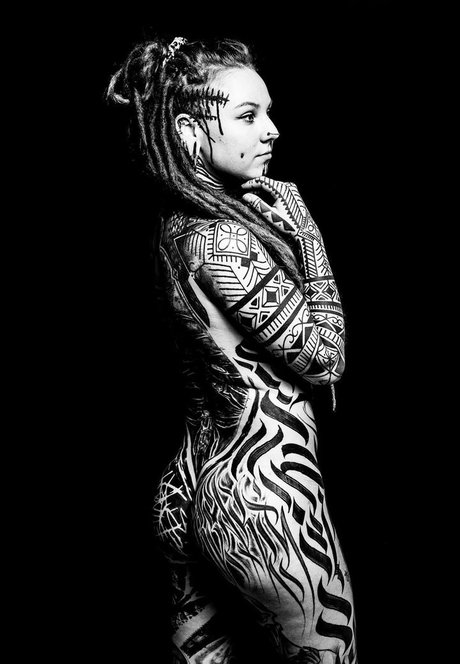 かわいいアナルオンリーファンズ 可愛い 写真