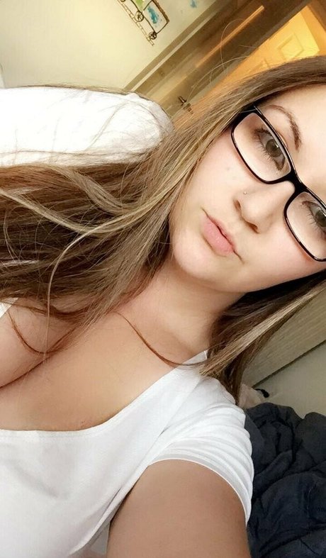 zoeykatexo2 セックスポルノスター ギャラリー