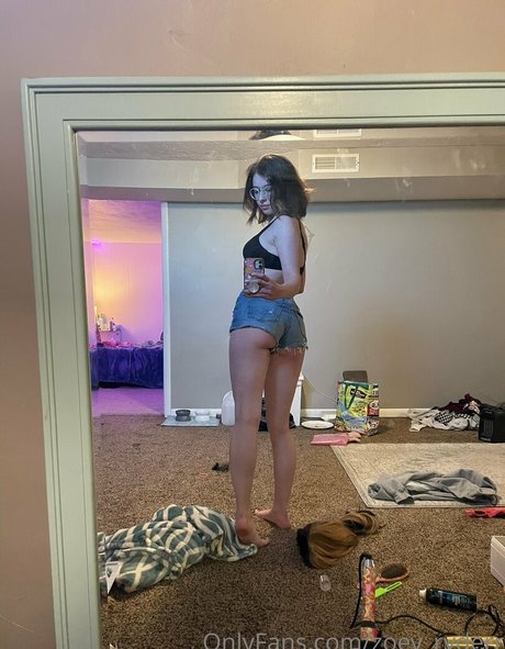 zoey ryderr 可愛い女優 画像