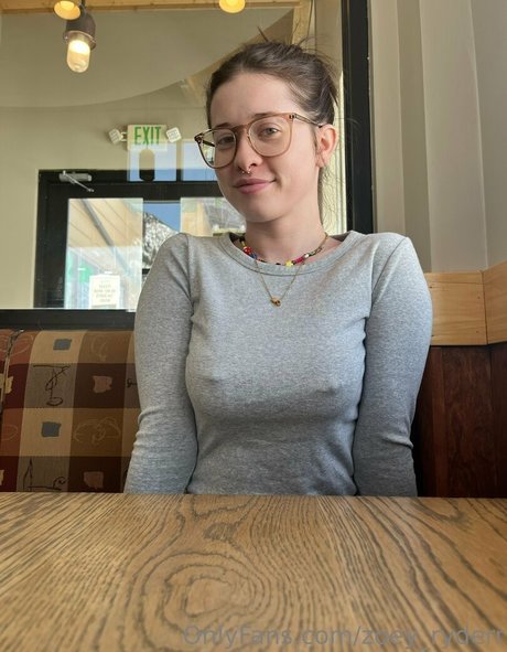 黒人ティーンオンリーファンズ 無料xxx アーカイブ