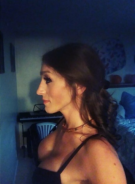 POV 熟女 オンリーファンズ 無料セックス 写真