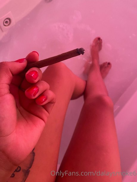 ジムガールズオンリーファンズ ヌード 写真