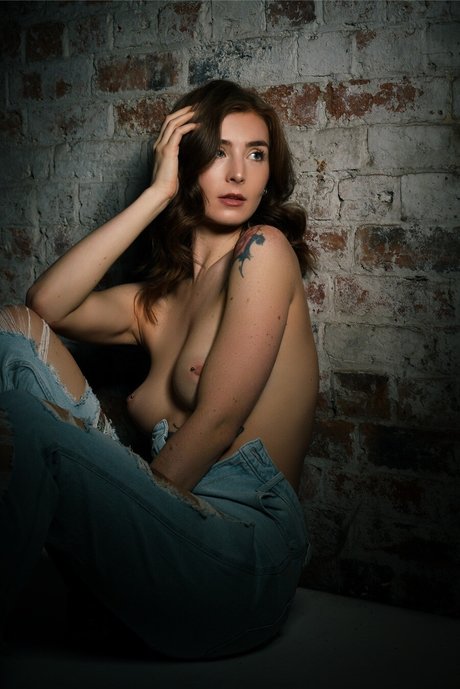 Katie Cooper 無料のスター アーカイブ