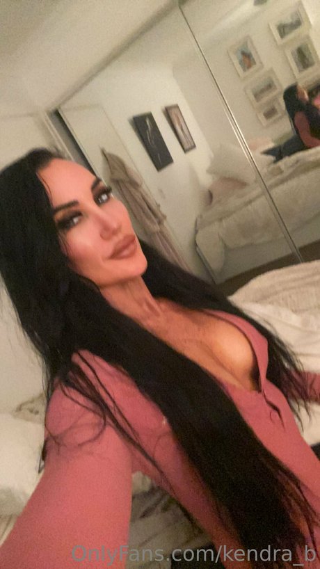 Kendra Banks 裸モデル 写真