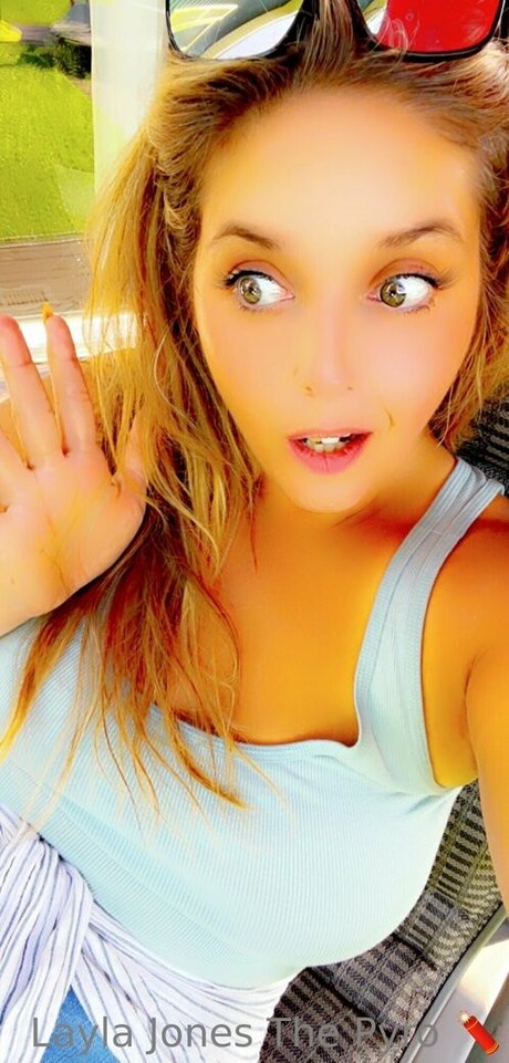 チェコのティーンズオンリーファンズ ヌード ギャラリー