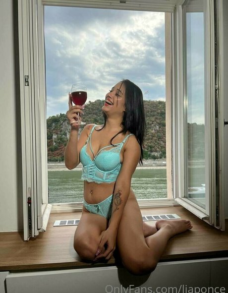 パンストオンリーファンズ ホットxxx 画像