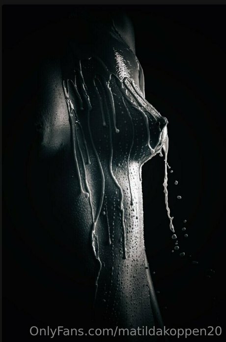 カーリーエボニーオンリーファンズ 無料セクシー アーカイブ