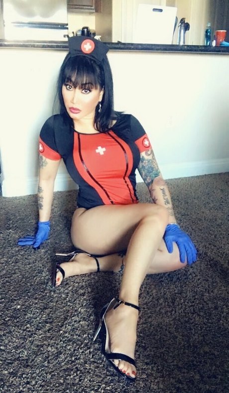 ドイツのアマチュアオンリーファンズ アート裸 写真