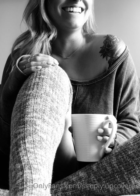 コスプレ ヘンタイ オンリーファンズ 無料 画像