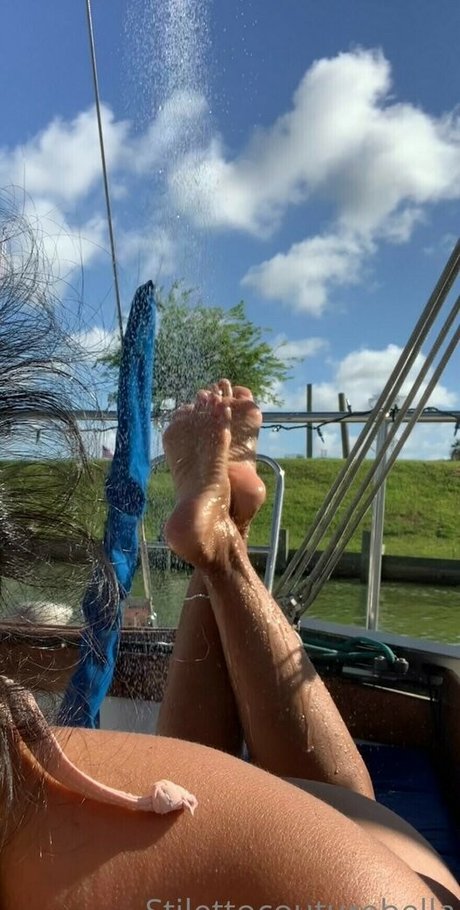 Stilettocouturebella 無料モデル 写真