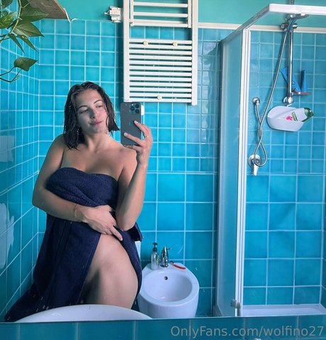 Wolfino27 ホットスター ギャラリー