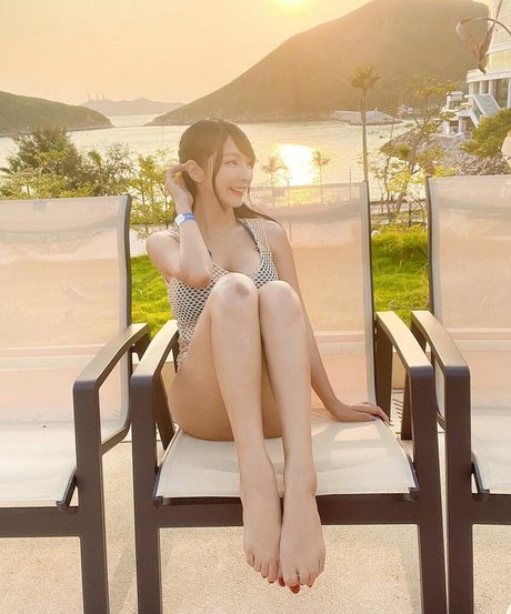 Zoeso 裸モデル 画像