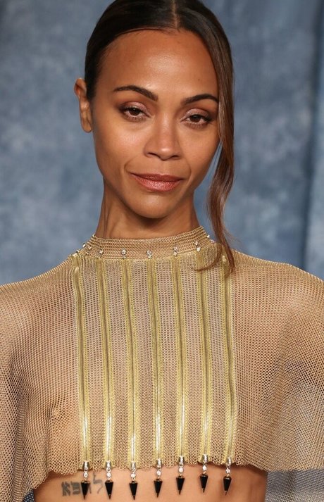 巨乳ストリップオンリーファンズ 素敵 写真