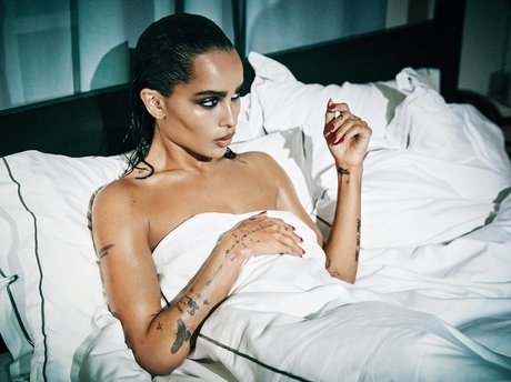 アジア人ニューハーフオンリーファンズ HD 写真