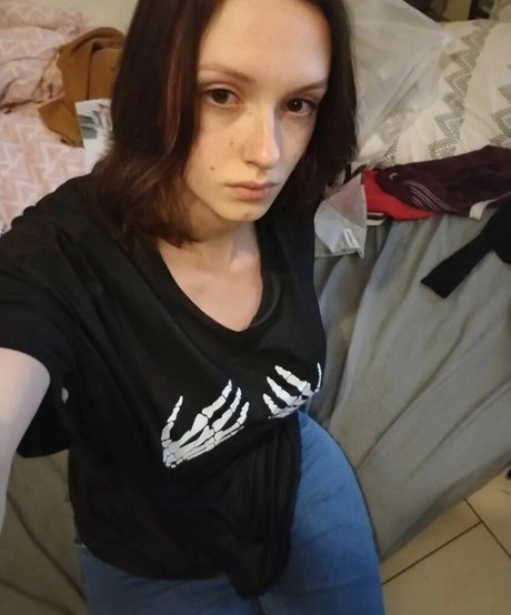 ミラーセルフィーオンリーファンズ xxx 写真