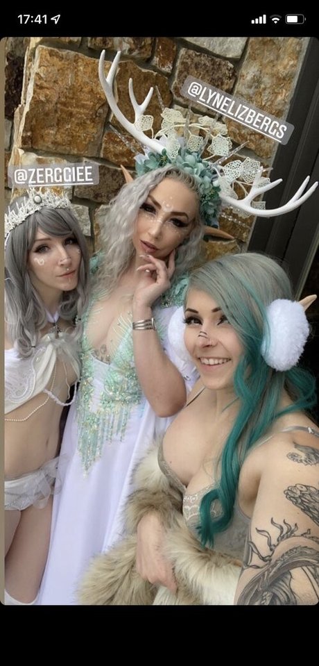 アラブの女の子オンリーファンズ 美しい 写真