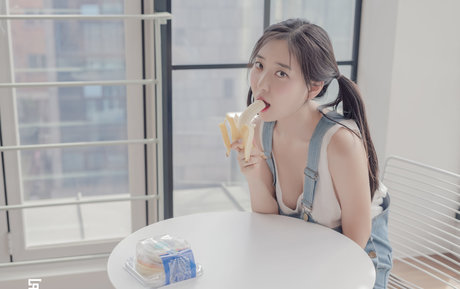 レズビアンマッサージオンリーファンズ ホットxxx 画像