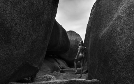 Aline Hirth ホットモデル 写真