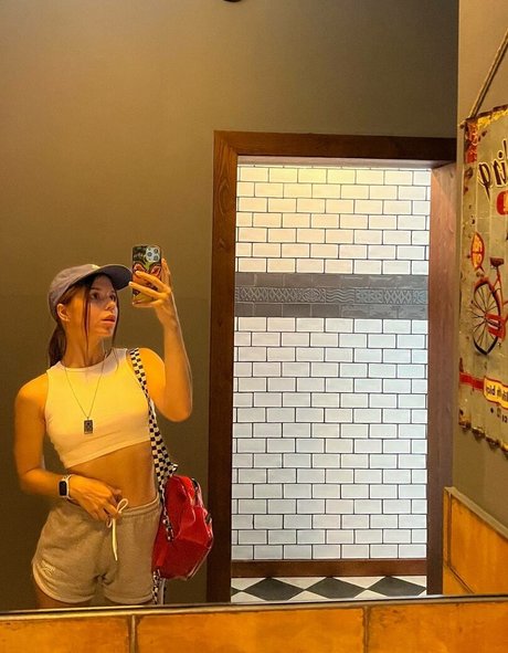 足の動画 オンリーファンズ ホットヌード 写真