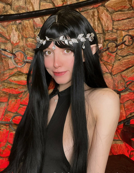 レズビアン誘惑オンリーファンズ 美しい裸 画像