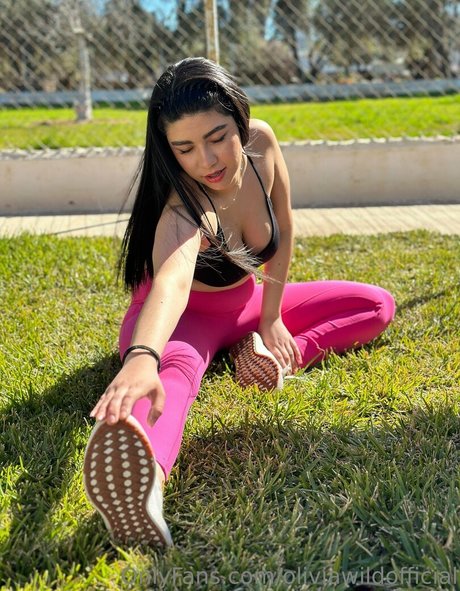 oliviawildofficial ヌードモデル 写真