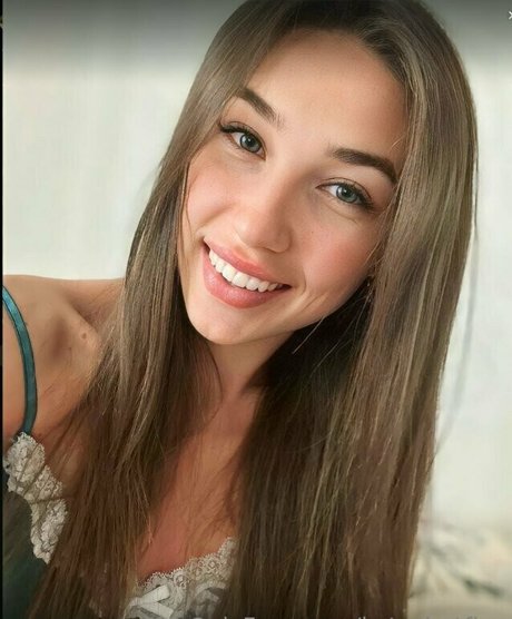 小さなオンリーファンズ パーフェクト 画像