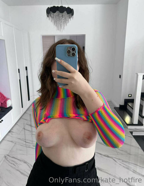 kate hotfire エロティック女優 写真