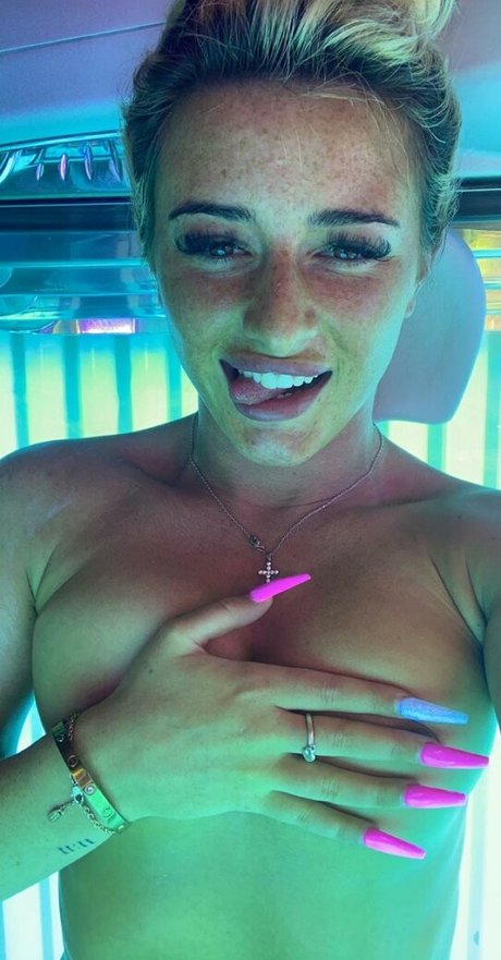 フィットネスアナルオンリーファンズ 無料ヌード アーカイブ