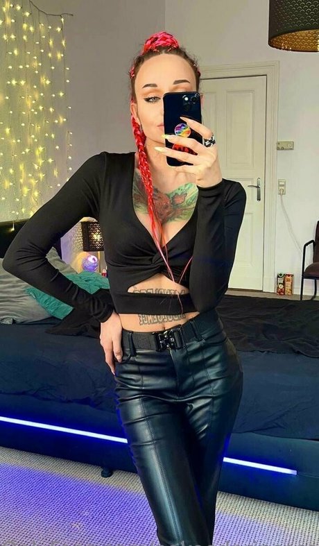 nakeedprincesss 無料のポルノスター ギャラリー