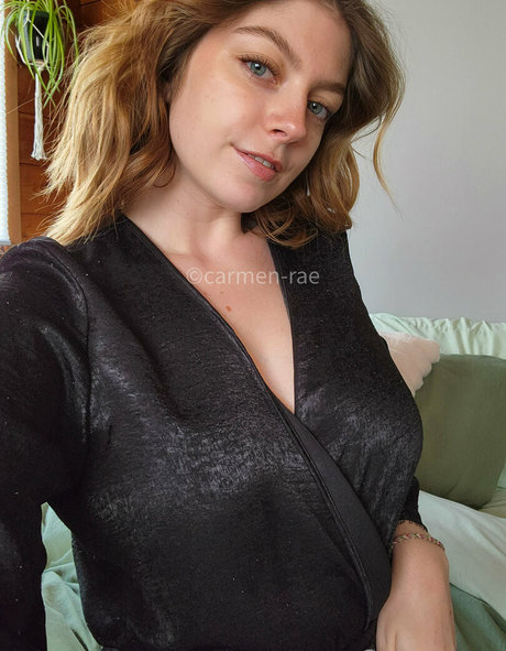 2人のオンリーファンズ セクシー裸 画像