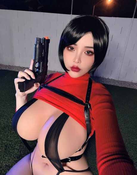 後背位オンリーファンズ ホット裸 写真