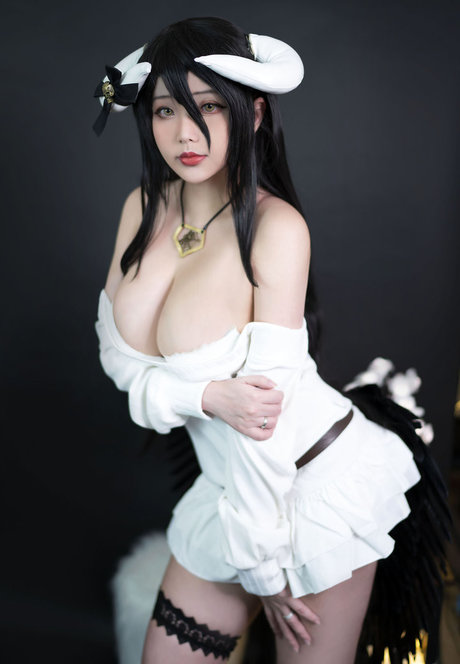 Hana Bunny トップポルノスター 写真