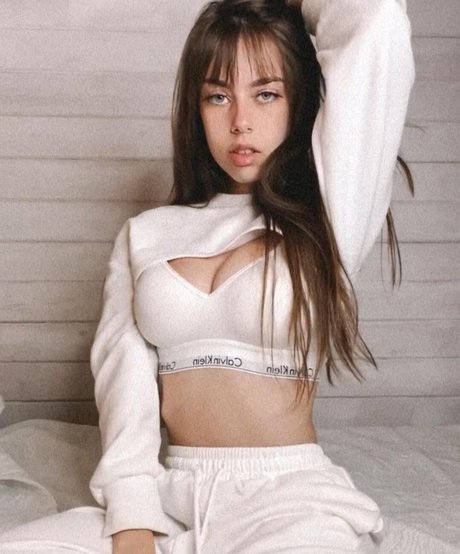 ビキニプリンセスオンリーファンズ HD 写真