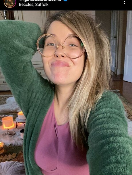 Virginia Salas Kastilio 完璧なモデル 写真