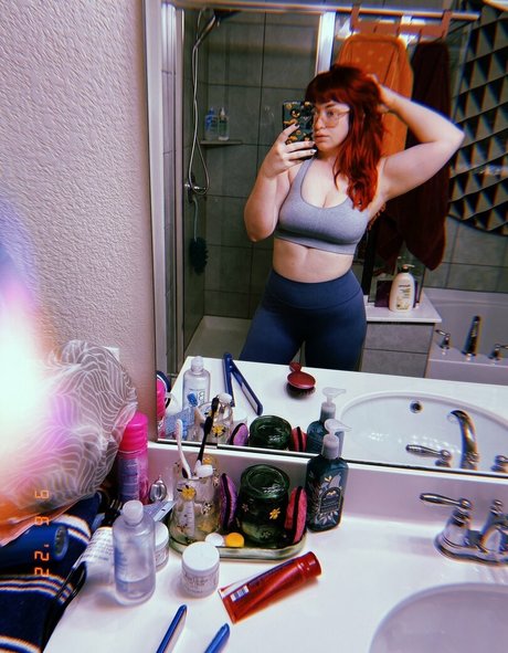 エキゾチックなオンリーファンズ エロ 写真