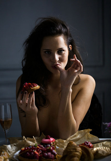 Nicole Mieth ホット女優 写真