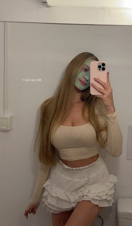 フィットネス熟女オンリーファンズ エロチック 写真