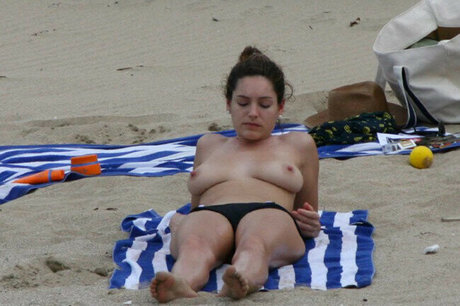 カップルのオンリーファンズ ヌード 画像