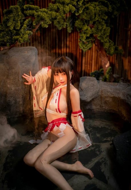 アナルファックオンリーファンズ ホット裸 写真