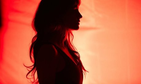 Tガールオンリーファン アートヌード 写真