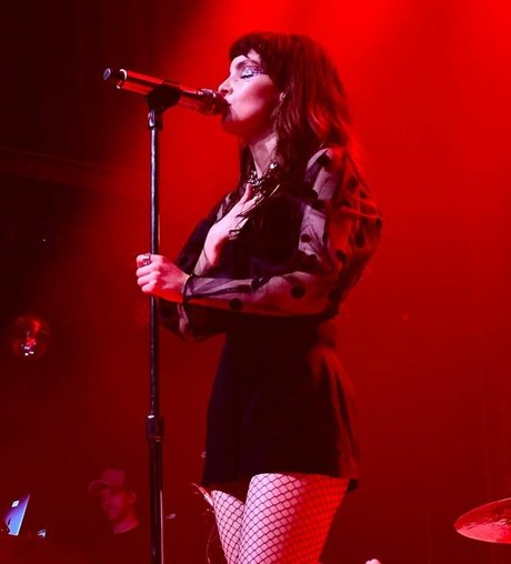 曲線美のxxx オンリーファンズ 美しいヌード アーカイブ