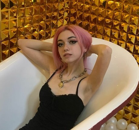 水中オンリーファン ホット ギャラリー