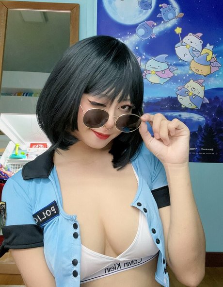 Kkaiyatoast エロティックなスター 写真