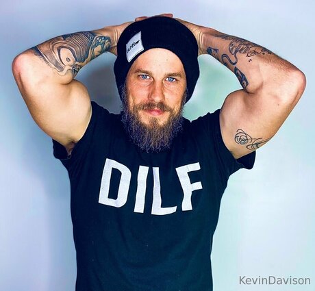 Stonedcarpentry ポルノモデル 写真