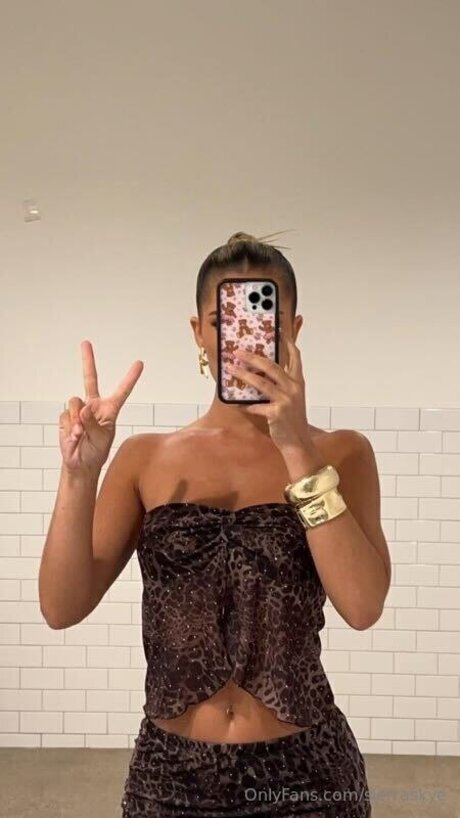 ポルノオンリーファンズ 美しい裸 写真