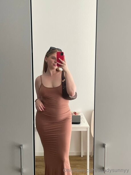 Sandysunnyy 可愛い女優 画像